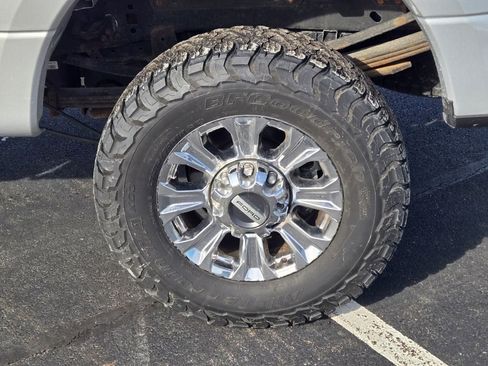 Used 2019 Ford F350 XLT w/ XLT Premium Package image 13