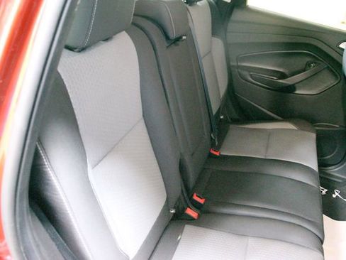 Used 2019 Ford Escape SE FWD image 9