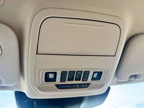 Used 2021 Ford Explorer Platinum w/ Equipment Group 601A image 20