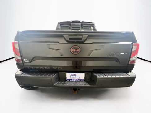 Used 2023 Nissan Titan PRO-4X w/ Pro-4x Convenience Package AWD/4WD image 6