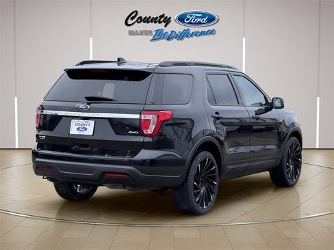 Used 2018 Ford Explorer 4WD image 23