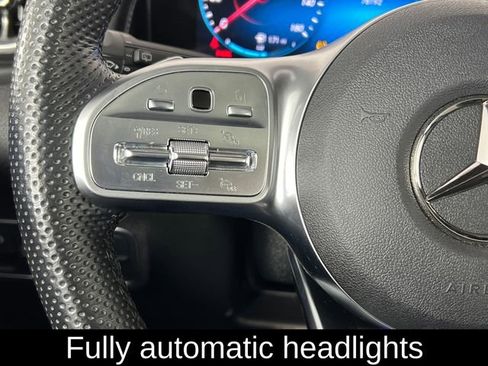 Used 2023 Mercedes-Benz GLB 250 image 8