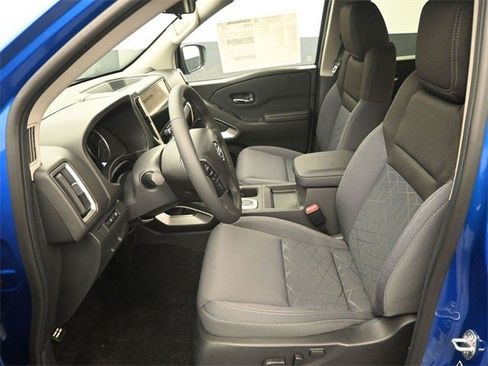 New 2026 Nissan Frontier SV w/ All-Weather Content Package image 9