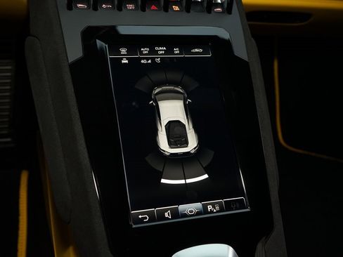 Used 2024 Lamborghini Huracan Tecnica image 17