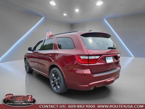Used 2023 Dodge Durango R/T AWD/4WD image 6