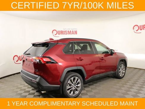 Used 2022 Toyota RAV4 XLE Premium AWD/4WD image 8