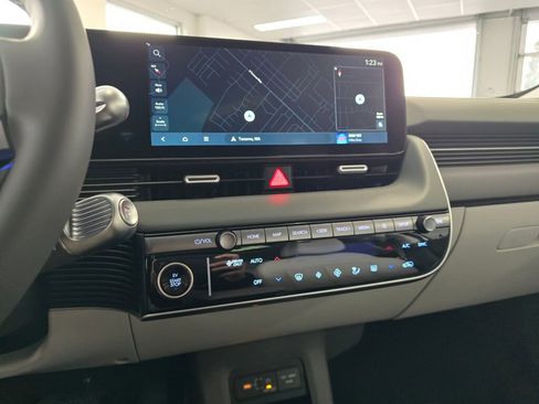 New 2026 Hyundai Ioniq 5 Limited image 24