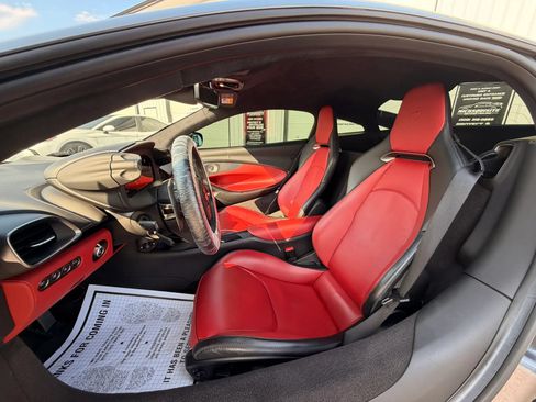 Used 2023 McLaren Artura RWD image 11