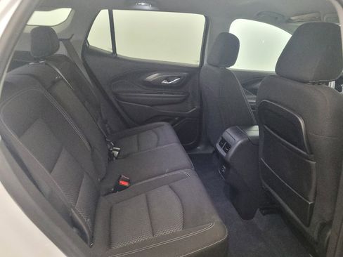 Used 2022 GMC Terrain SLE w/ Driver Convenience Package AWD/4WD image 19