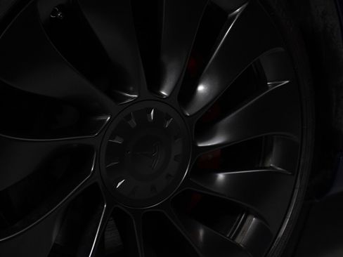 Used 2022 Tesla Model 3 Performance image 7