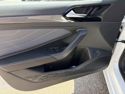 New 2026 Volkswagen Jetta SEL FWD image 12