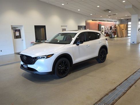 New 2025 MAZDA CX-5 Carbon Edition image 3