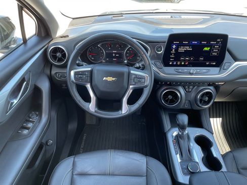 Used 2024 Chevrolet Blazer LT w/ Midnight/Sport Edition FWD image 5