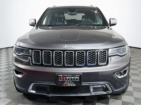 Used 2018 Jeep Grand Cherokee Limited w/ Luxury Group II AWD/4WD image 2