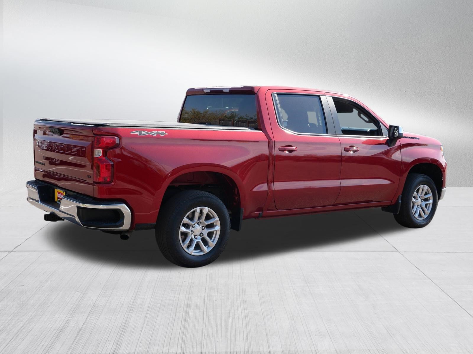 Used 2023 Chevrolet Silverado 1500 LT AWD/4WD image 7
