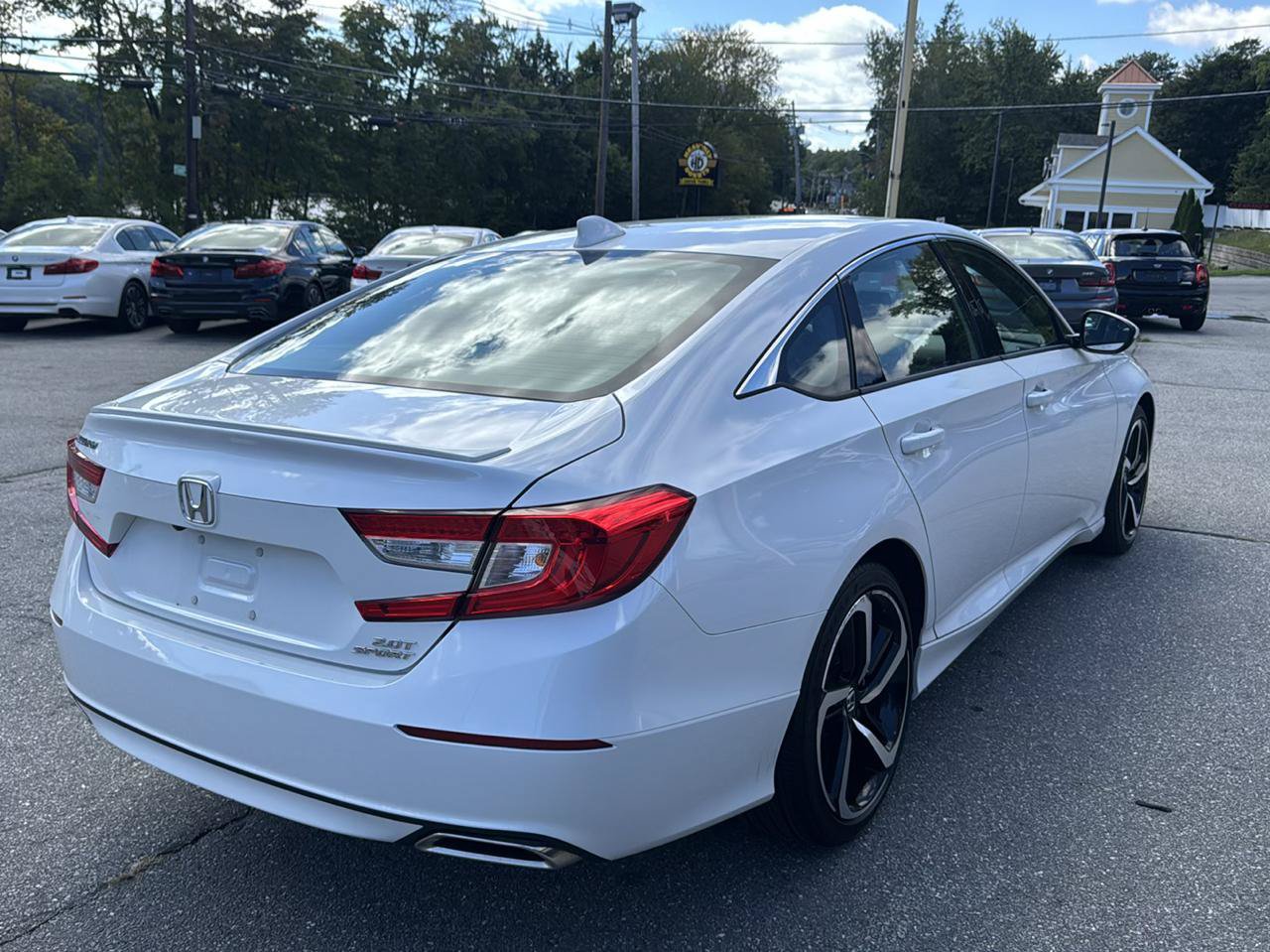 Used 2019 Honda Accord Sport image 7