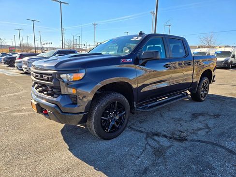 Used 2023 Chevrolet Silverado 1500 Custom Trail Boss image 8