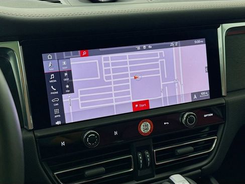 Certified 2025 Porsche Macan GTS image 20