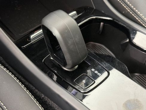 Used 2023 Volvo XC40 Recharge Plus AWD/4WD image 21