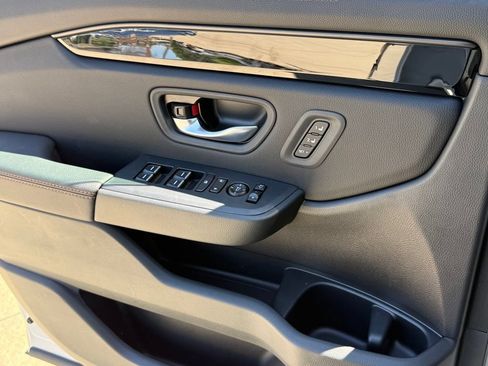 Certified 2026 Honda Pilot TrailSport image 31