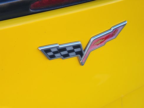 Used 2009 Chevrolet Corvette Convertible w/ Preferred Equipment Group image 12