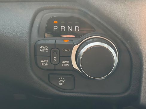 Used 2025 RAM 1500 Big Horn AWD/4WD image 29