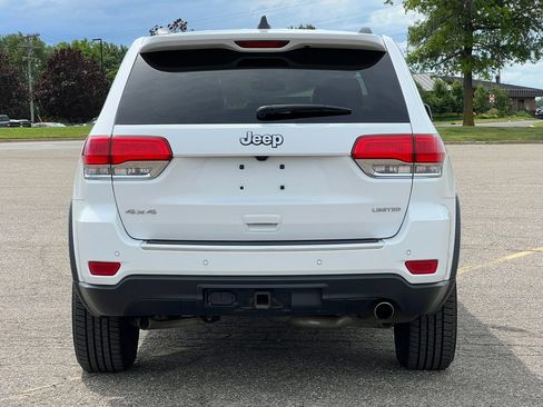 Used 2019 Jeep Grand Cherokee Limited w/ Trailer Tow Group IV AWD/4WD image 48