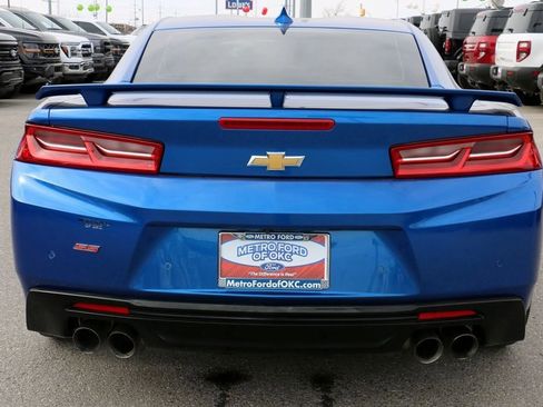 Used 2017 Chevrolet Camaro SS image 6