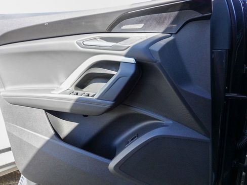 New 2025 Audi Q5 Prestige image 15