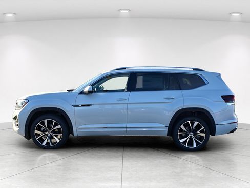 New 2026 Volkswagen Atlas SEL Premium R-Line AWD/4WD image 2