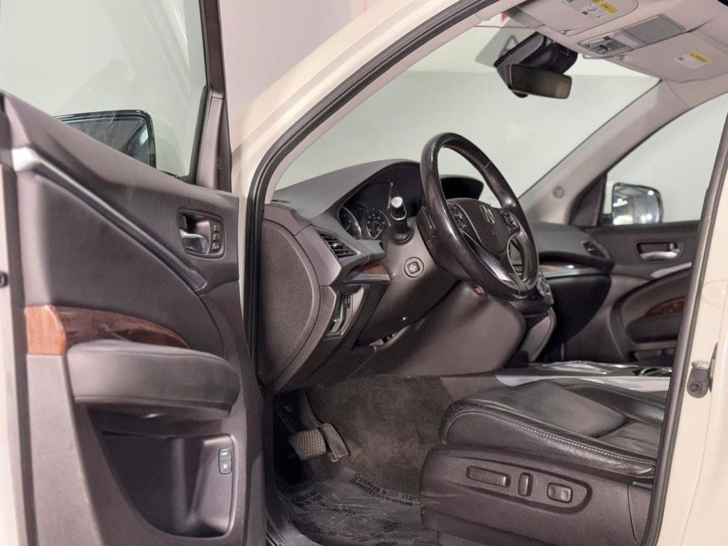 Used 2017 Acura MDX w/ Technology Package AWD/4WD image 9