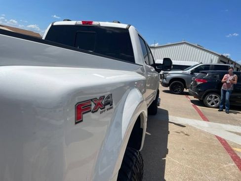 Used 2023 Ford F350 Lariat w/ Tow Technology Package AWD/4WD image 8