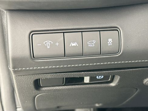 Used 2023 Hyundai Santa Fe Calligraphy w/ Cargo Package image 10