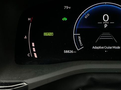 Used 2025 Toyota Camry LE image 37