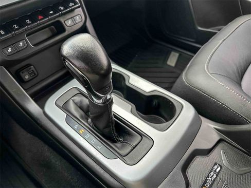 Used 2022 Chevrolet Colorado ZR2 image 34