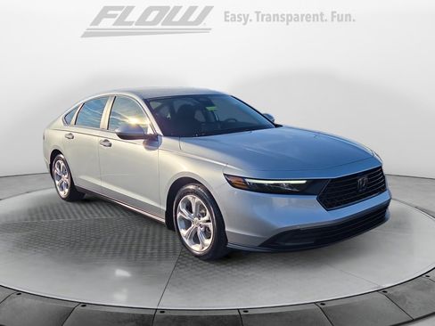 Certified 2025 Honda Accord LX image 1