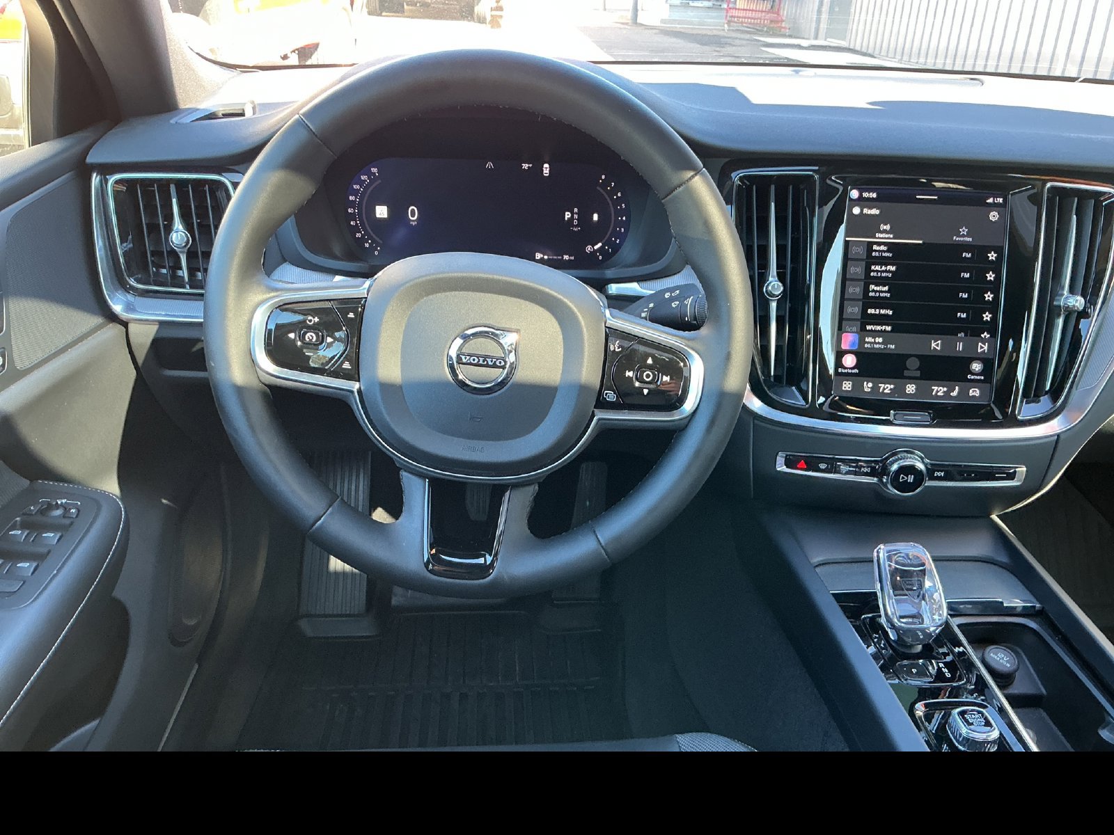 Certified 2024 Volvo S60 B5 Plus w/ Climate Package AWD/4WD image 13