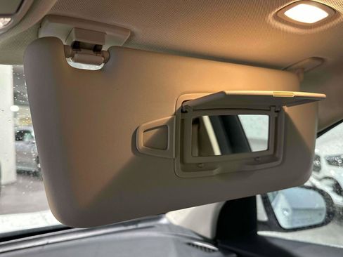 Certified 2022 Mercedes-Benz GLC 300 4MATIC image 27