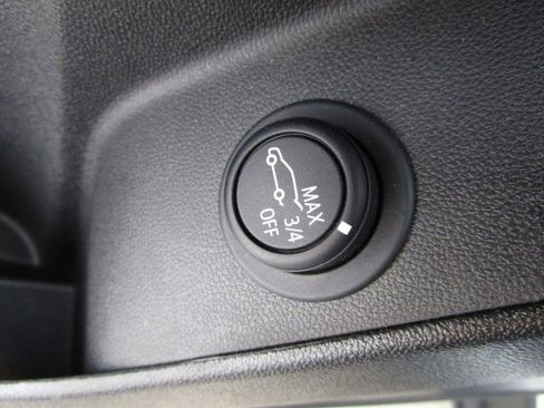 Used 2024 Chevrolet Equinox LT image 14