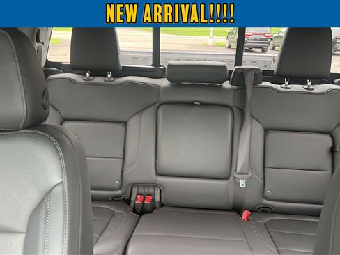 Used 2019 Chevrolet Silverado 1500 LTZ w/ LTZ Plus Package AWD/4WD image 27