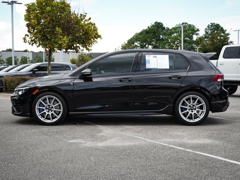 Used 2024 Volkswagen Golf R AWD/4WD image 7