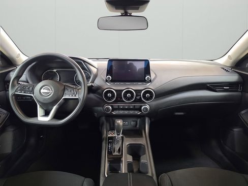 Used 2024 Nissan Sentra SV FWD image 16