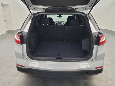 Used 2020 Chevrolet Equinox LS image 29