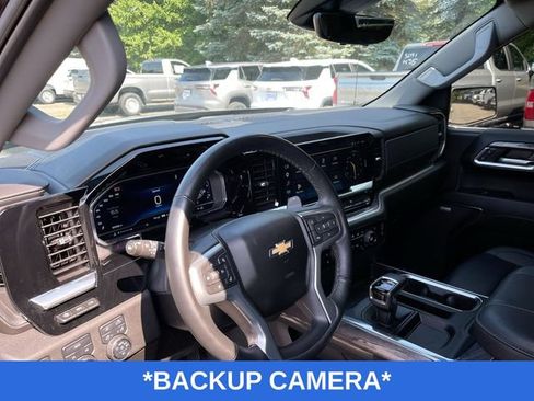 Used 2024 Chevrolet Silverado 1500 LTZ w/ Technology Package AWD/4WD image 11