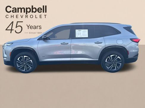 Used 2025 Buick Enclave Sport Touring FWD image 2