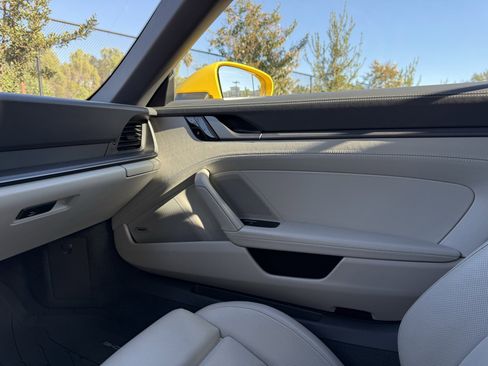 Certified 2021 Porsche 911 Carrera image 25