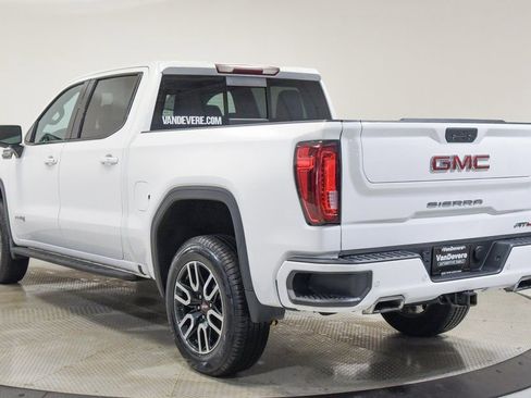 Used 2022 GMC Sierra 1500 AT4 w/ AT4 Premium Package image 9