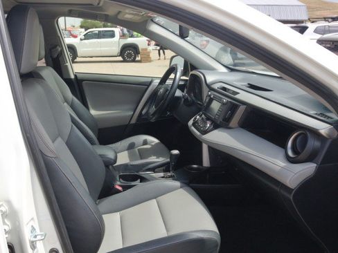 Used 2015 Toyota RAV4 Limited AWD/4WD image 32