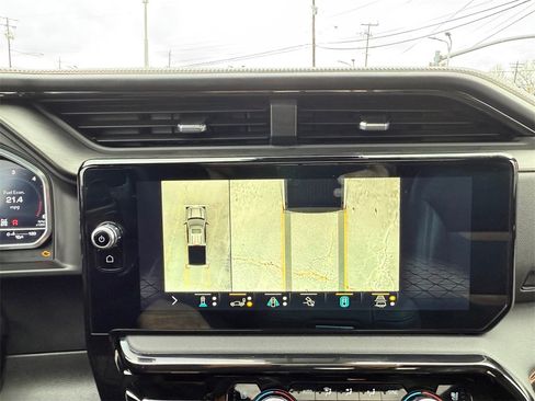 Used 2022 GMC Sierra 1500 AT4 w/ AT4 Premium Package image 19