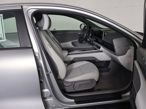 Used 2024 Hyundai Ioniq 6 SEL image 27